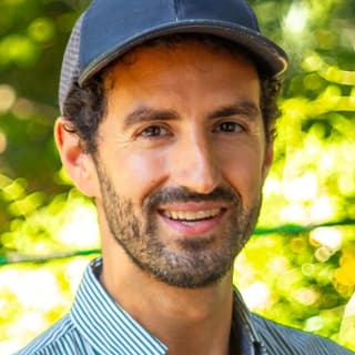 Micael Lopes, founder of Marcar Terapias