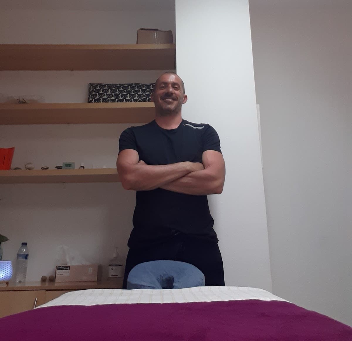 Ayurvedic massage-Bowen technique-Ricardo Guedes