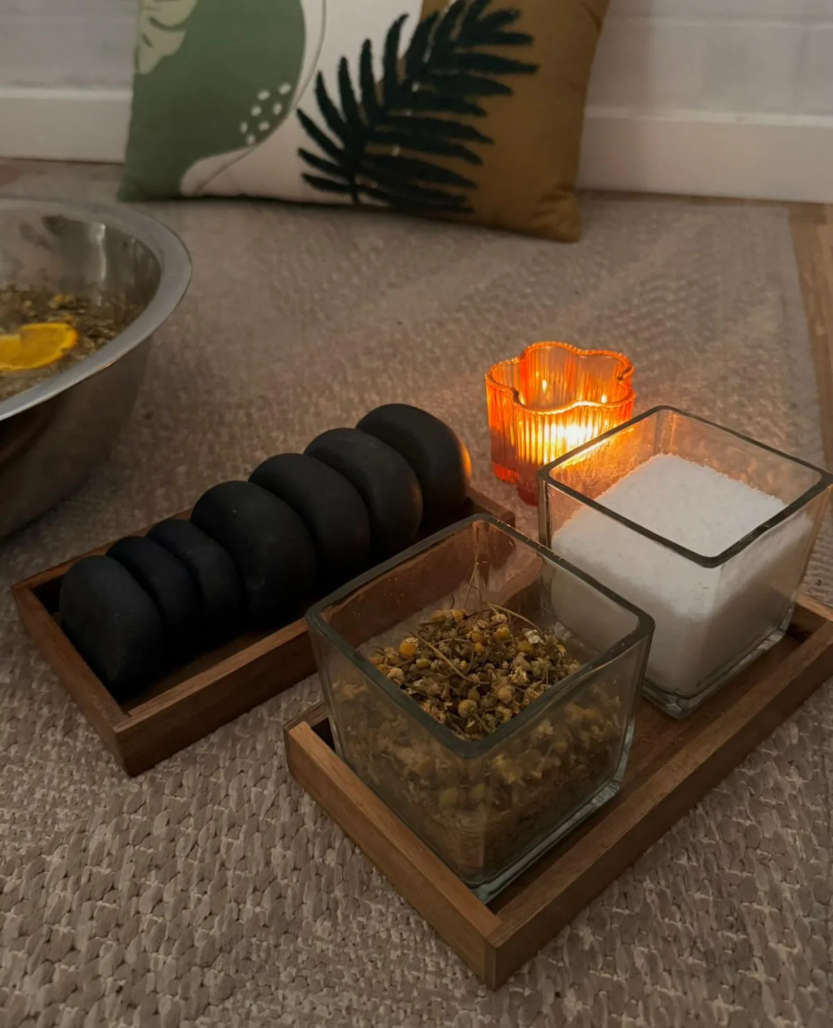 Head Spa | Massage Therapist - Mayssagem