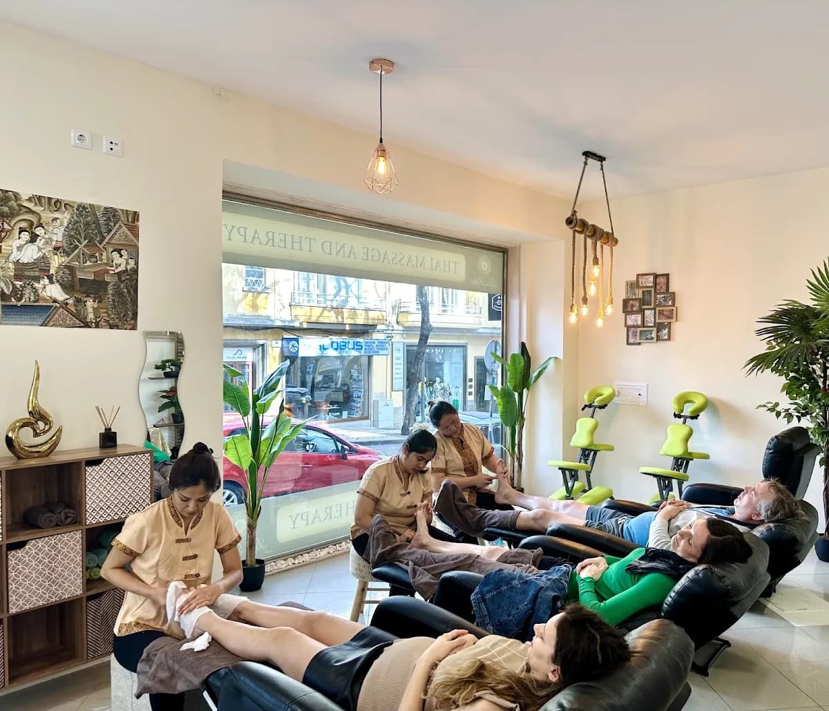 Let's relax Thai massage :Madeira