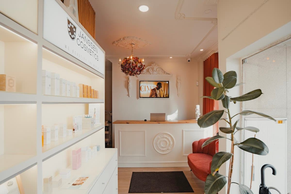 Porto Massage (Day Spa)